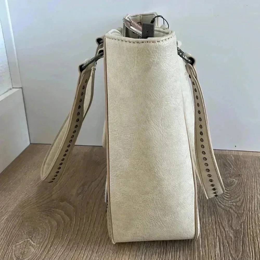 Montana West Trinity Ranch cowhide Leather Concealed Carry Tote NWT - Picture 9 of 17